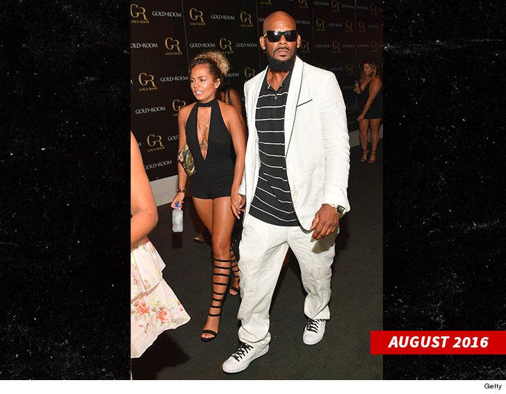 R. Kelly with Wife  