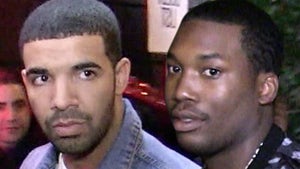 Drake's Championship Ring -- Chill, Meek ... This One's NOT for You!