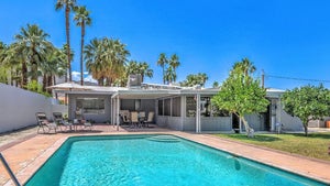 0113-kelly-dodd-palm-desert-fixer-upper-house-photos-primary