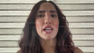 050225-chloe-amour-primary