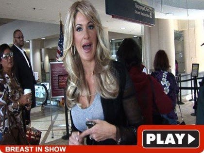 Kim Zolciak: Click to watch