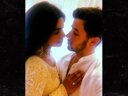 0818-nick-jonas-priyanka-chopra-engagement-ig-01