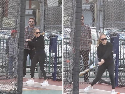 Ben Affleck, Jennifer Lopez Taking Swings At Batting Cages