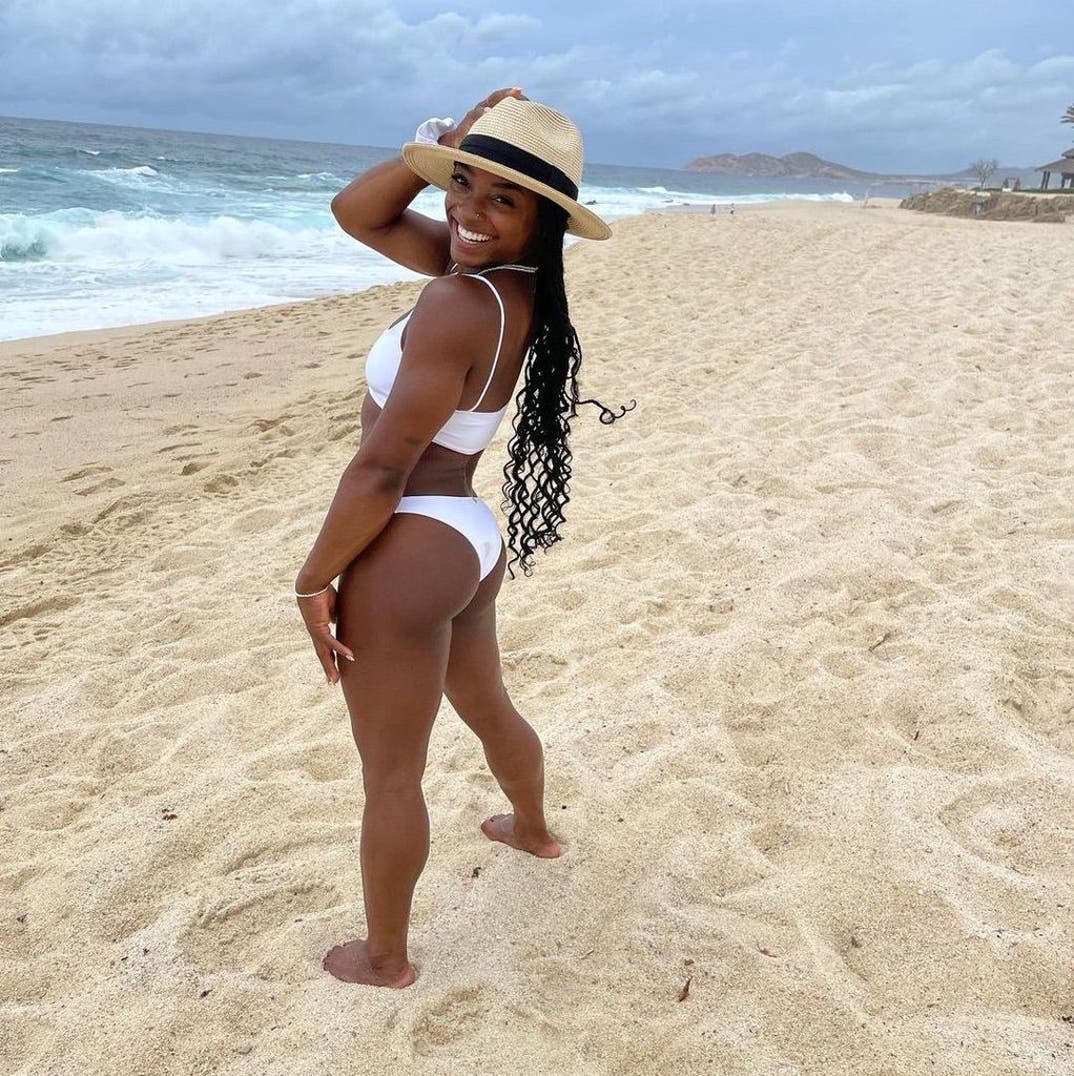 0313 Simone Biles Hot Shots 11