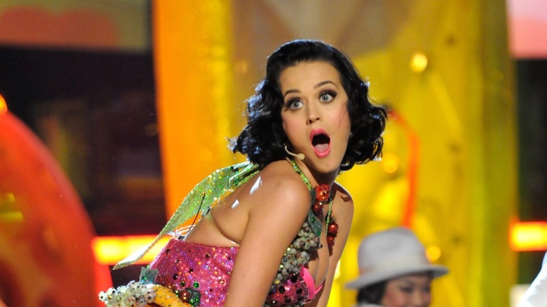 katy_perry_performance_photos13