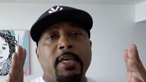 Daymond John Issues Dire Warning to Retailers Reeling from Pandemic
