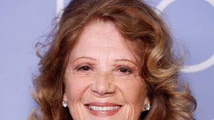 Linda Lavin