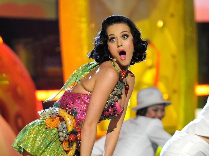 Katy Perry's Performance Photos