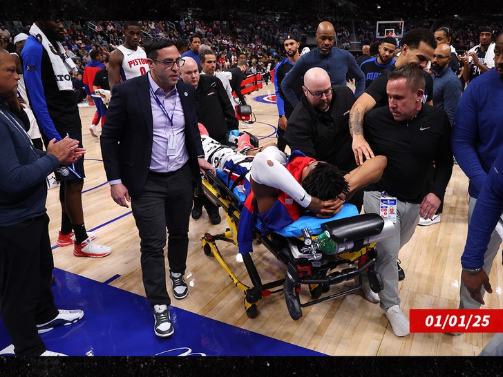 jaden ivey leg injury stretcher sub getty