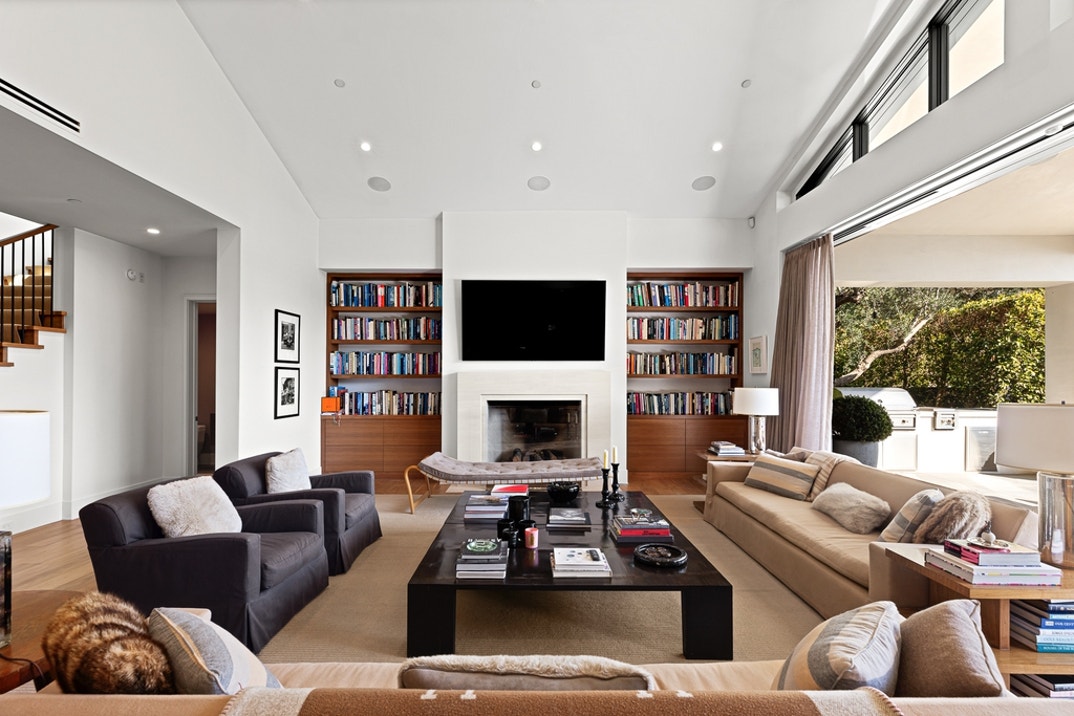 Lori Loughlin & Mossimo Home 16