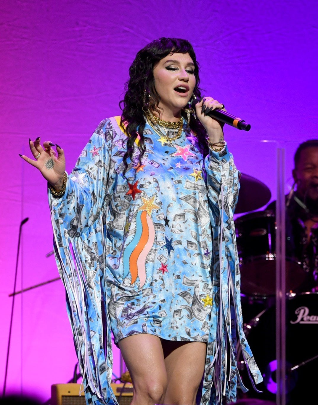 Kesha Performance Pics 11