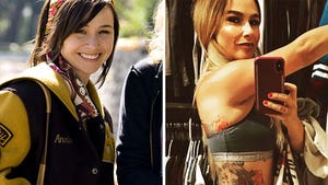 Danielle Harris' Hot Shots