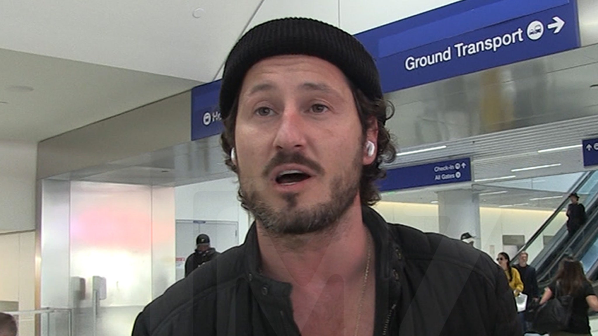 Val Chmerkovskiy Wants People To Keep Supporting Ukraine, But Knows It's Hard thumbnail