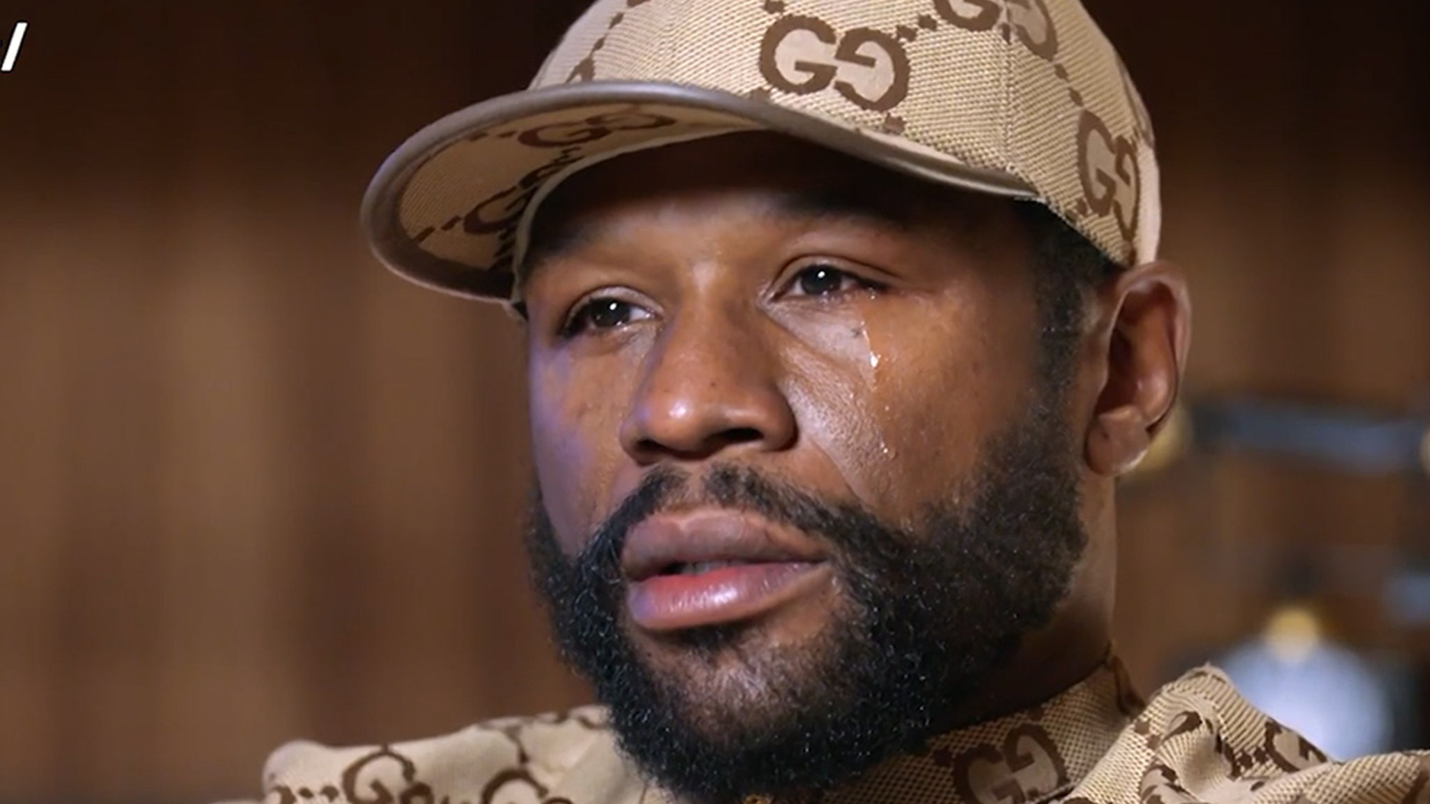 Floyd Mayweather Breaks Down In Tears Over Assistant's Death, 'Sister I  Never Had