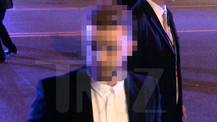 012726_justin_timberlake_guess_who_kal