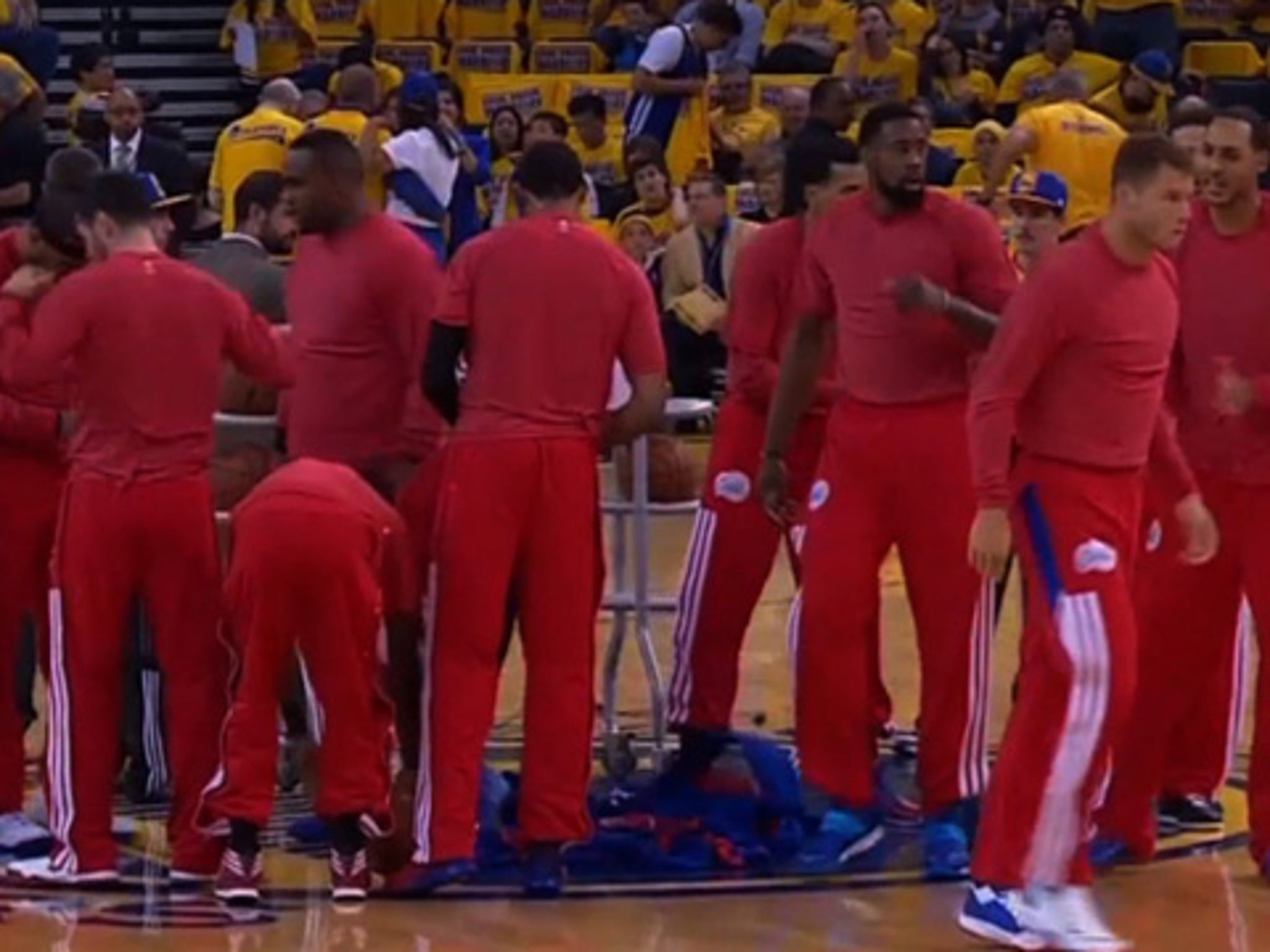 Video] Clippers Protest Owner by Turning Jerseys Inside Out Before Playoff  Game (Video) – The Hollywood Reporter
