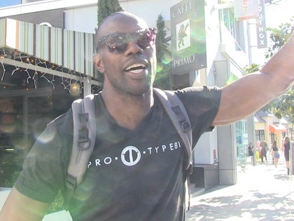 100115_terrell_owens_primary