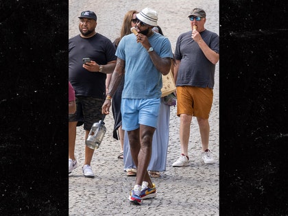 0910-lebron james ice cream italy TID2