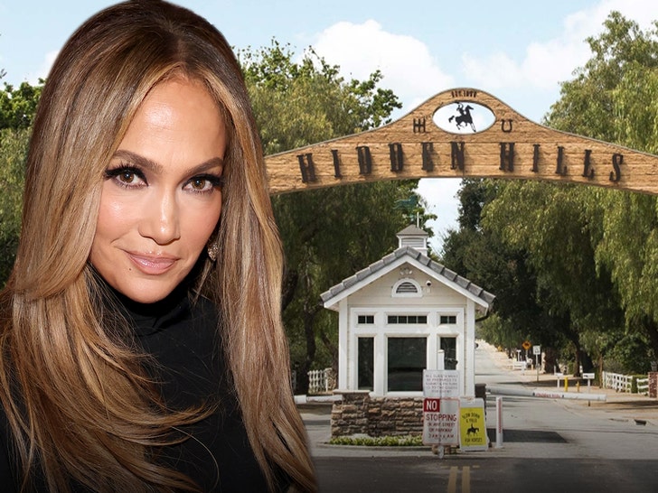 Jennifer Lopez Hidden Hills Getty 2