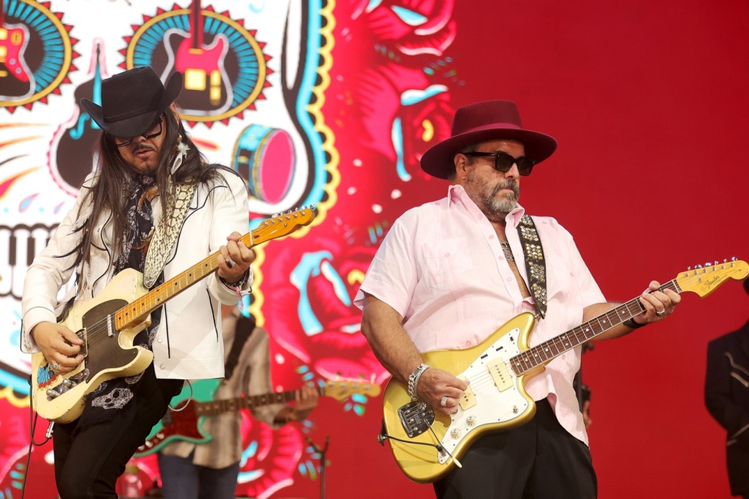 Raul Malo Remembering 8