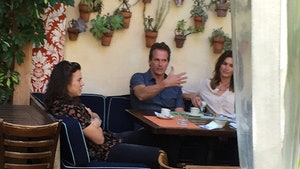 Harry Styles -- Power Lunch with Cindy & Rande (PHOTOS)