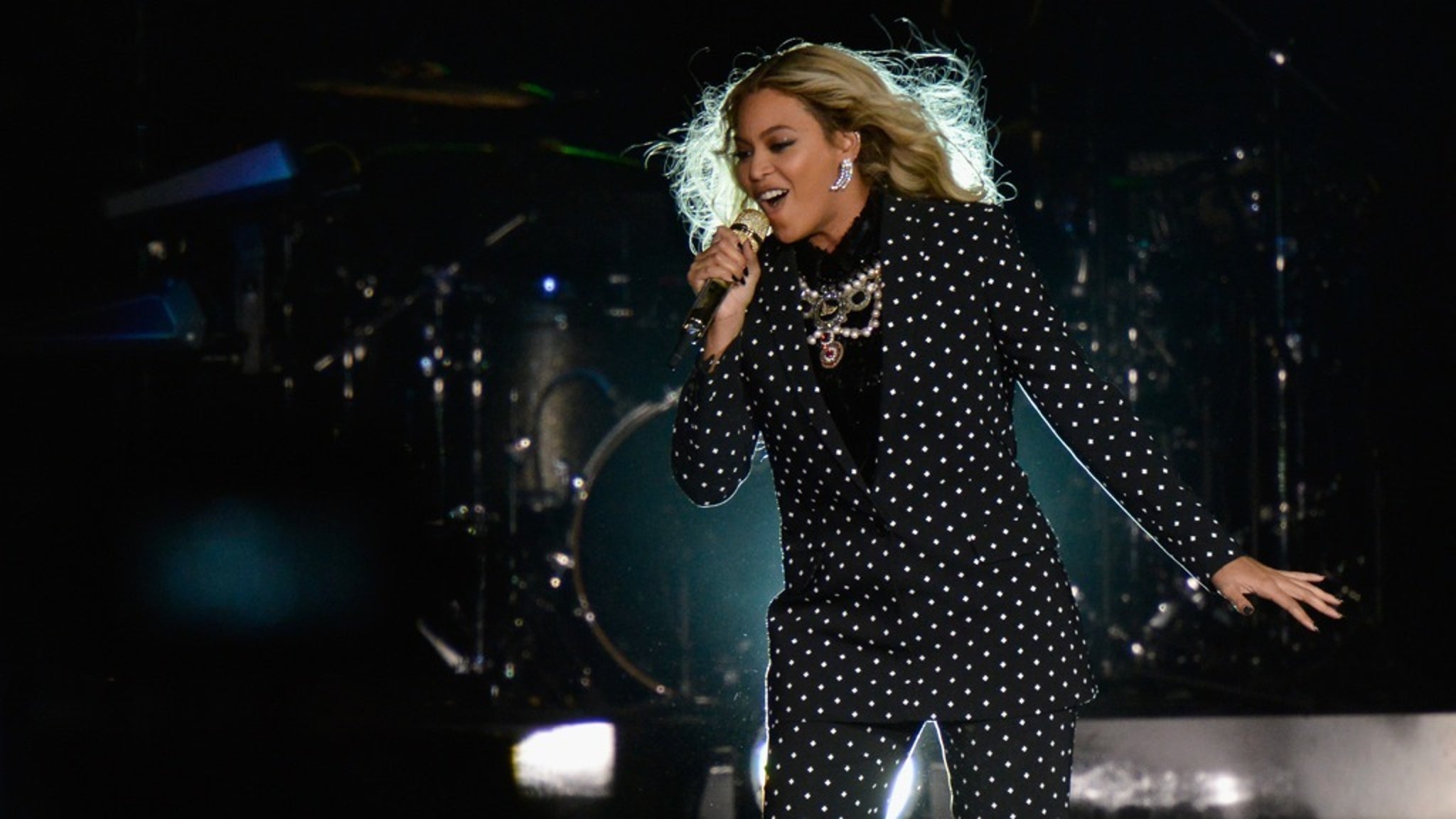 Beyonce Performance Photos