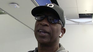 Eric Dickerson Calls Out 'Hypocrites' Over Robert Kraft Scandal