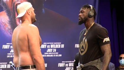 061521-tyson-fury-faceoff-kal