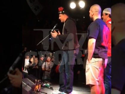 040814_rob_gronkowski_primary