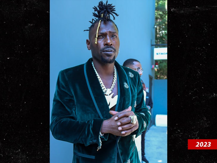 antonio brown sub getty swipe