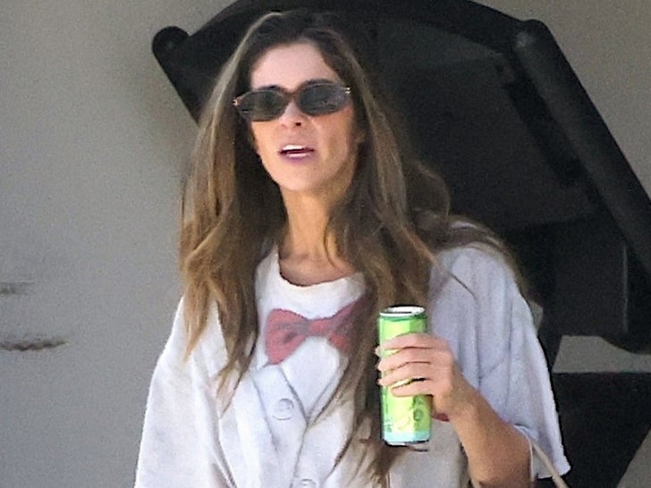 Taylor Frankie Paul Out In Utah Amid 'Bachelorette' Cancelation