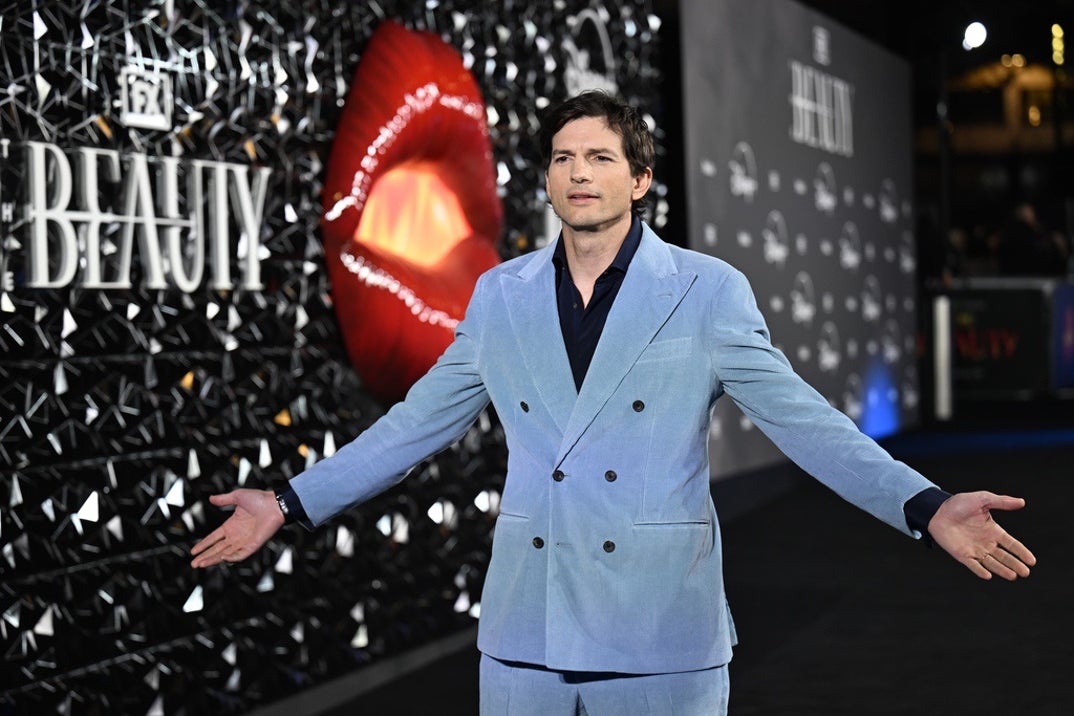 Ashton Kutcher Through The Years 10