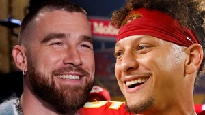 travis kelce Patrick Mahomes