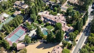 Jordyn Woods and Karl-Anthony Towns House 4