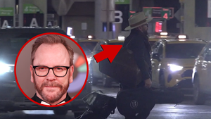 020626 keifer sutherland primary