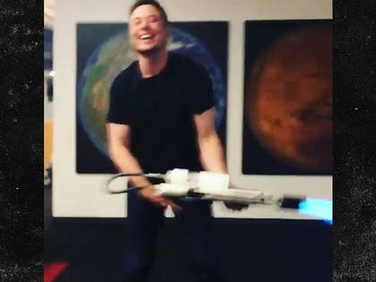 012918_elon_musk_primary