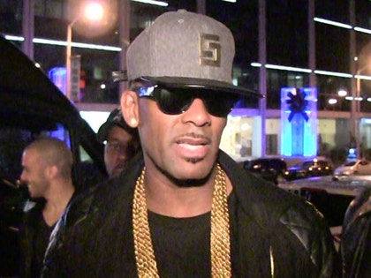 0514-rkelly-tmz-01