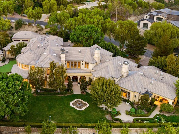Vin Scully's L.A. Home Hits Market