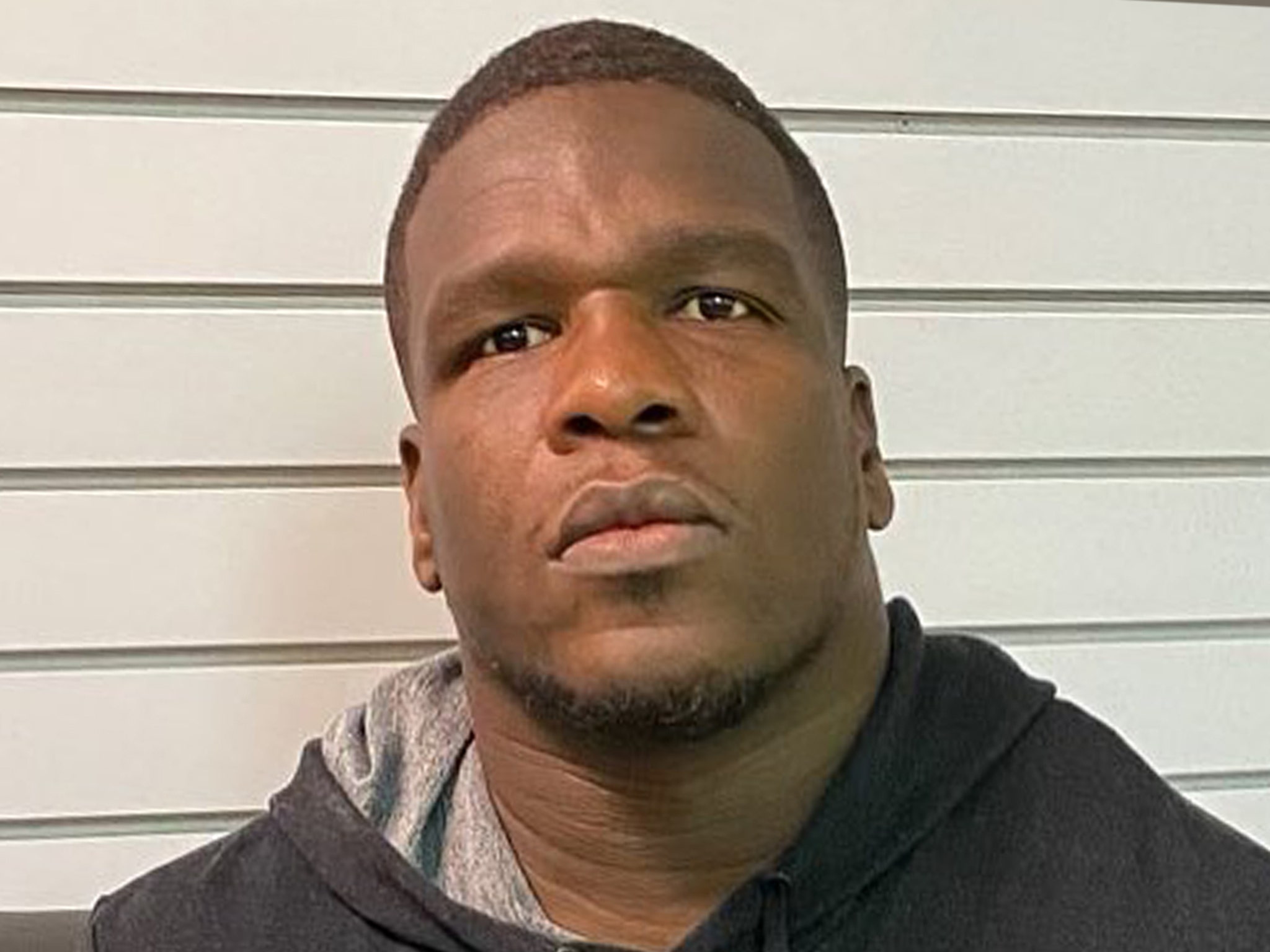 Frank Gore Dragged Naked Woman Across Hallway By Her Hair, Cops Say