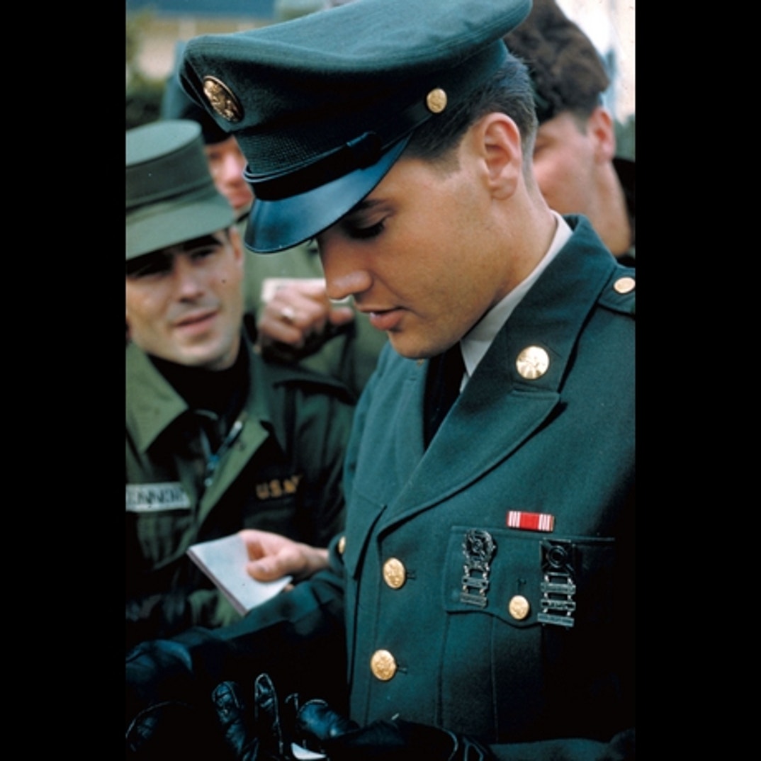 Elvis - ARMY