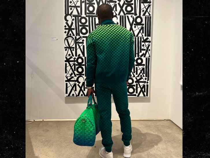 Of Course Odell Beckham Jr. Has a Supreme x Louis Vuitton Walking