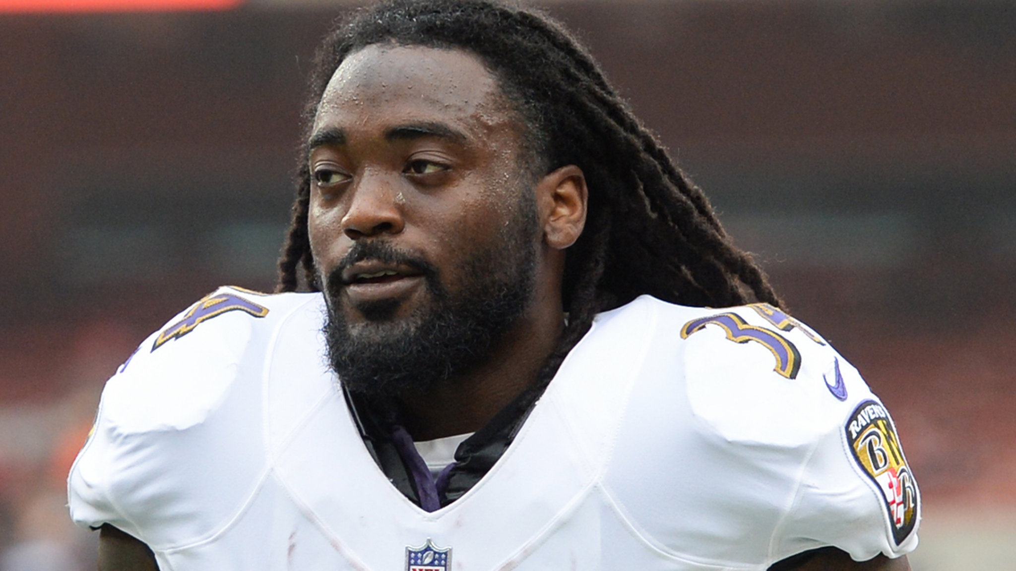 Former Ravens and Seahawks Running Back Alex Collins Dead at 28