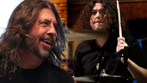 dave grohl Ilan Rubin getty comp