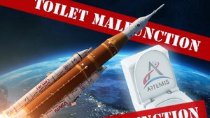 artemis toilet malfunction getty 1