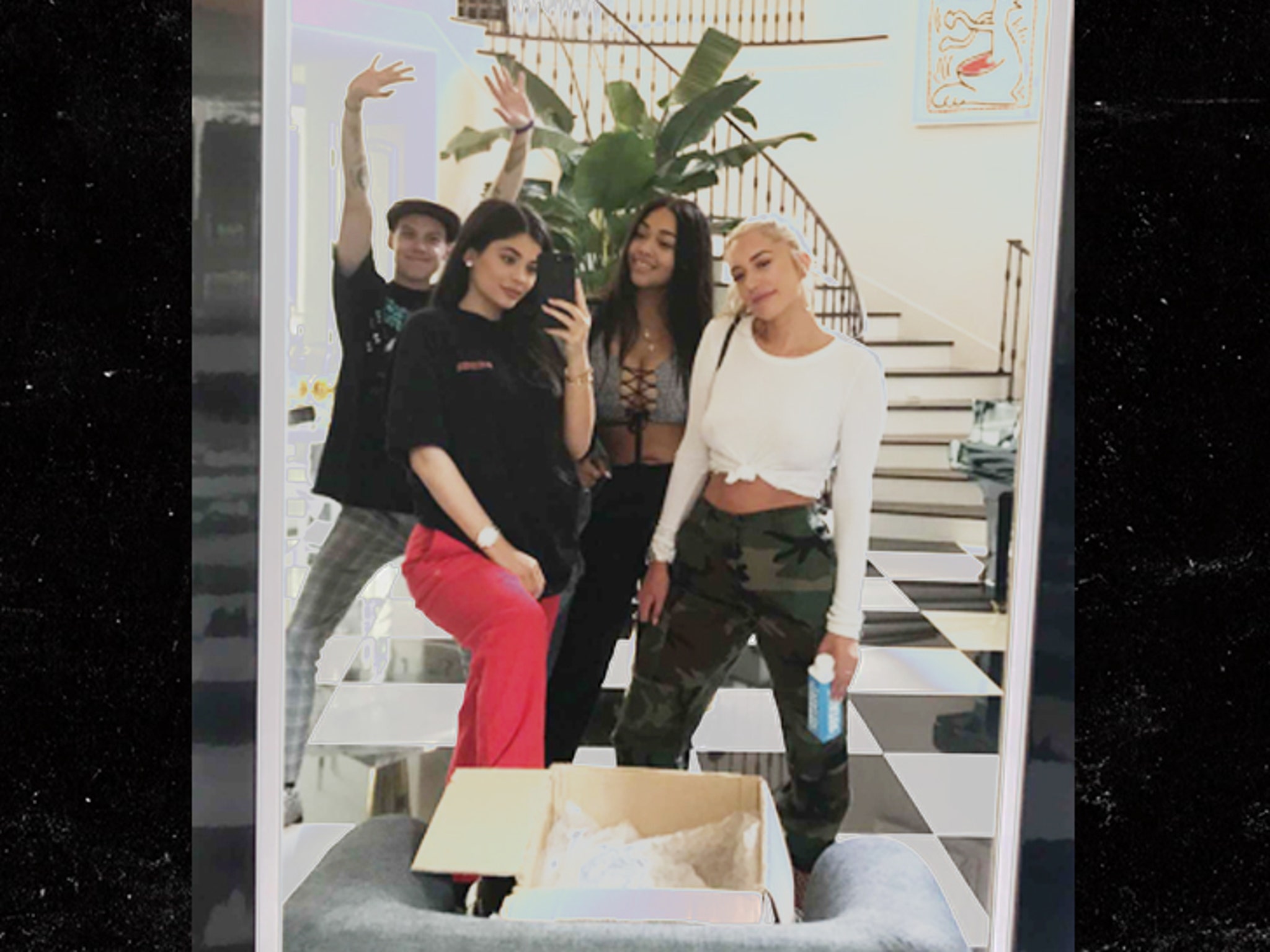 Baby Girl Pregnant - Kylie Jenner is Pregnant