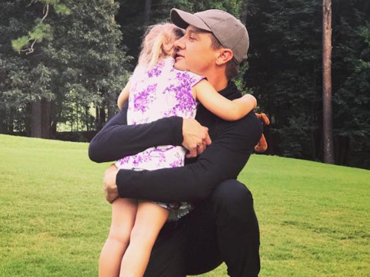 Jeremy Renner And Ava -- Daddy's Girl