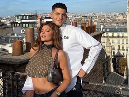 0828-kylie-jenner-fai-khadra-ig-1