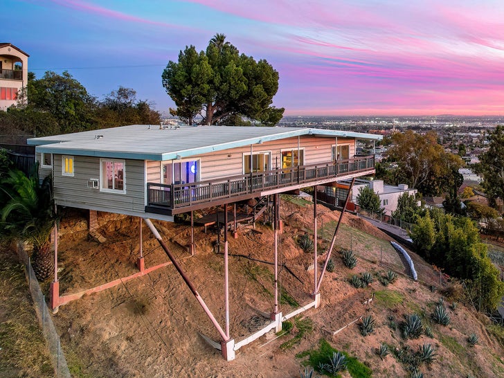 Stilt Home From 'Heat' For Sale