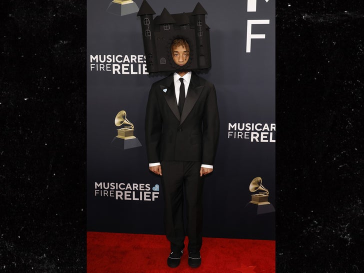 0202-grammy-awards-fashion-photos-primary-2