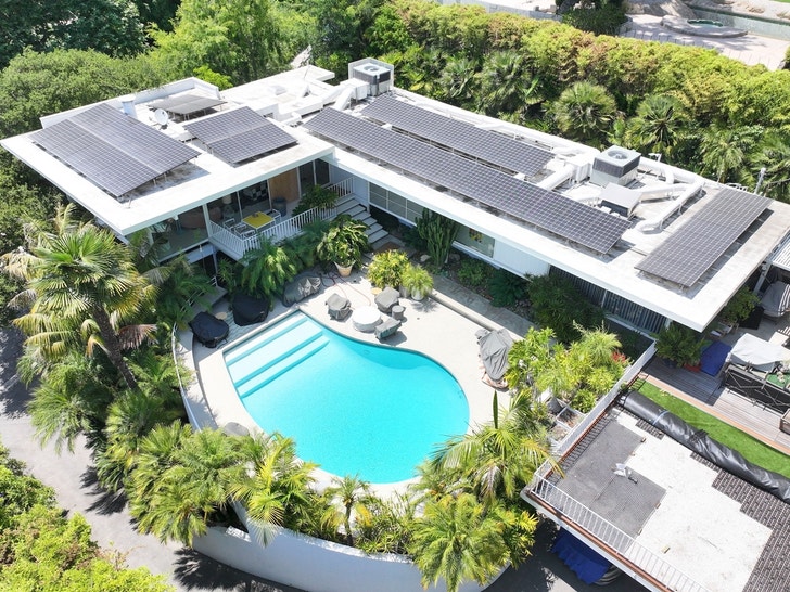 Brad Pitt House assaltado 6